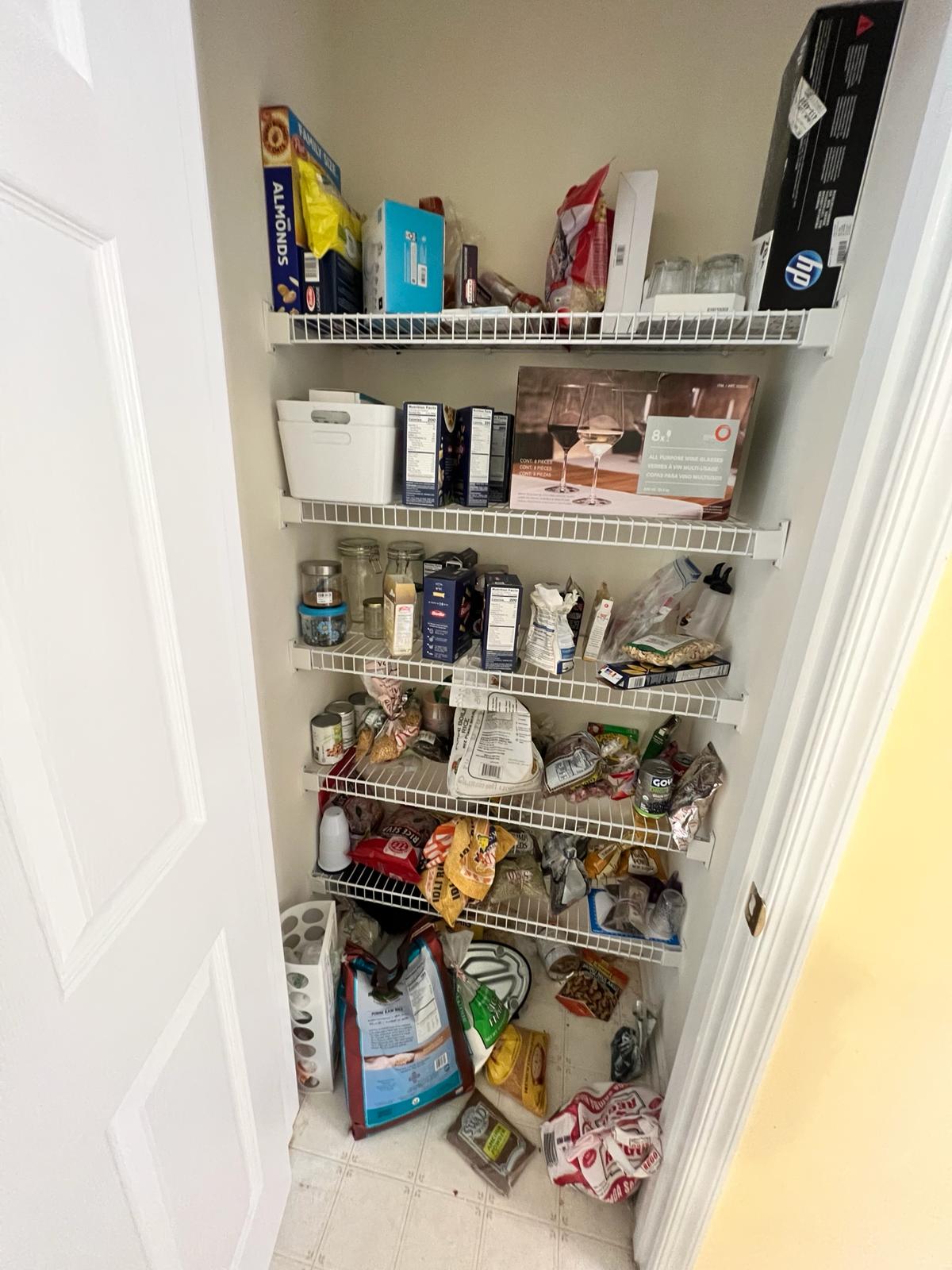 pantry-before2